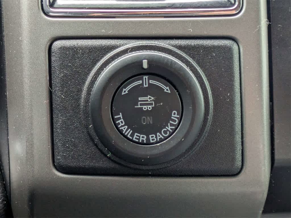 Thumbnail: 2020 Ford Expedition - 41