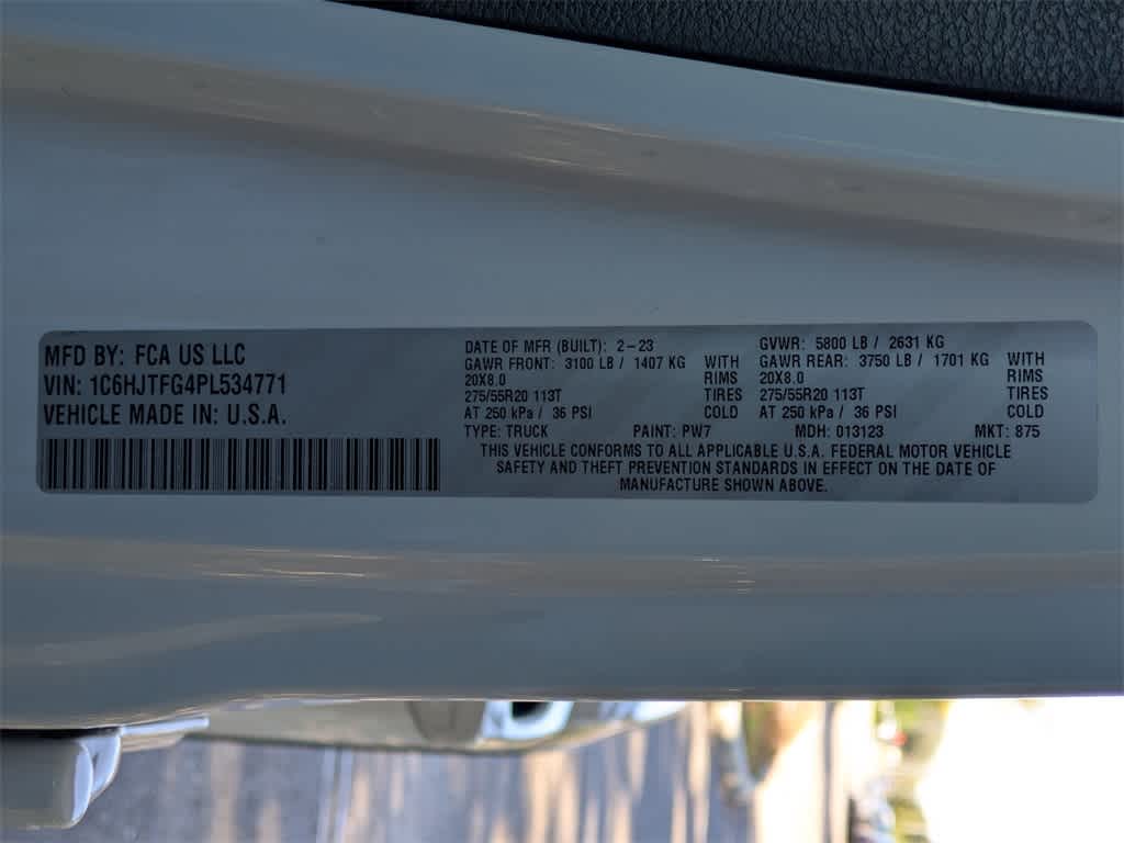 Thumbnail: 2023 Jeep Gladiator - 37