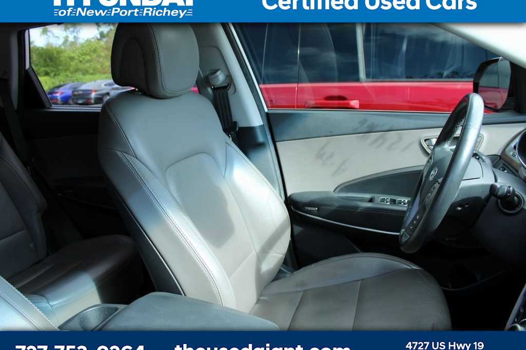 Thumbnail: 2019 Hyundai Santa Fe - 8
