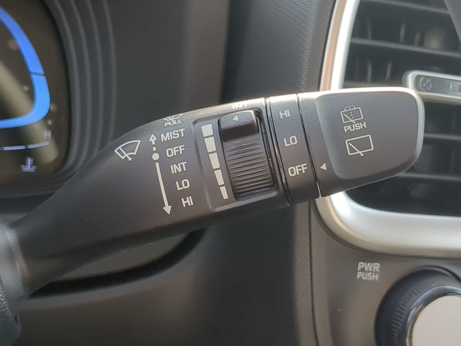 Thumbnail: 2026 Hyundai Venue - 25