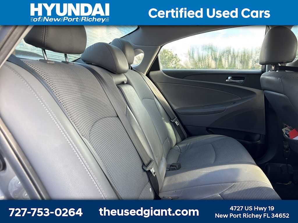 Thumbnail: 2011 Hyundai Sonata - 5