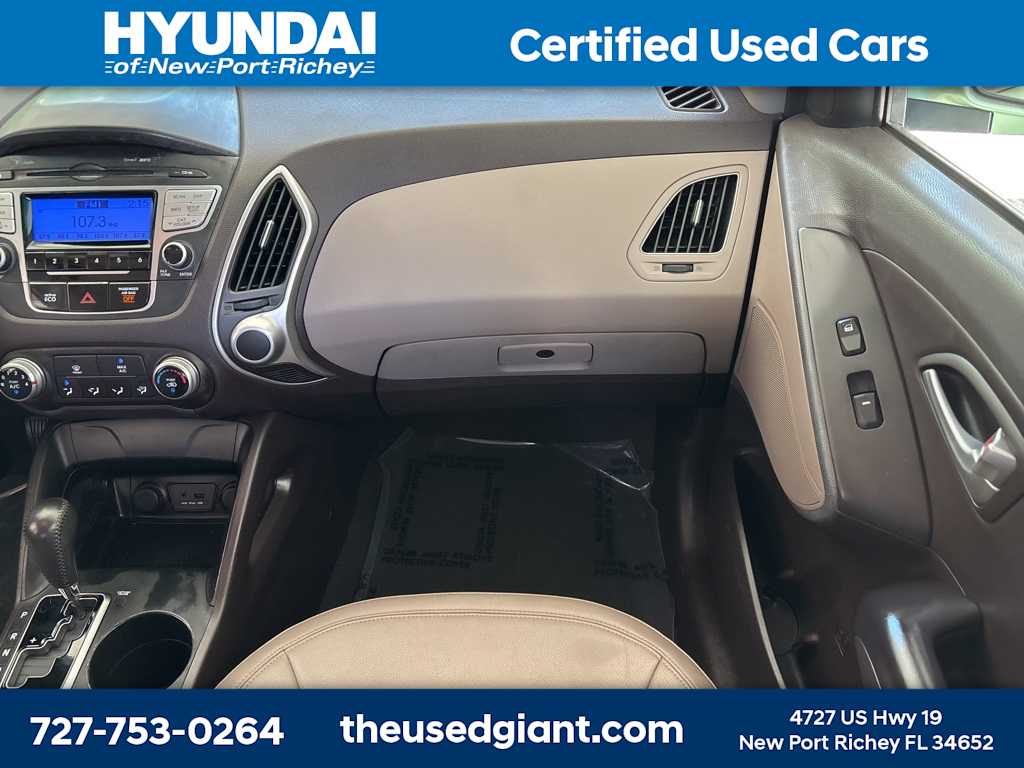 Thumbnail: 2012 Hyundai Tucson - 15