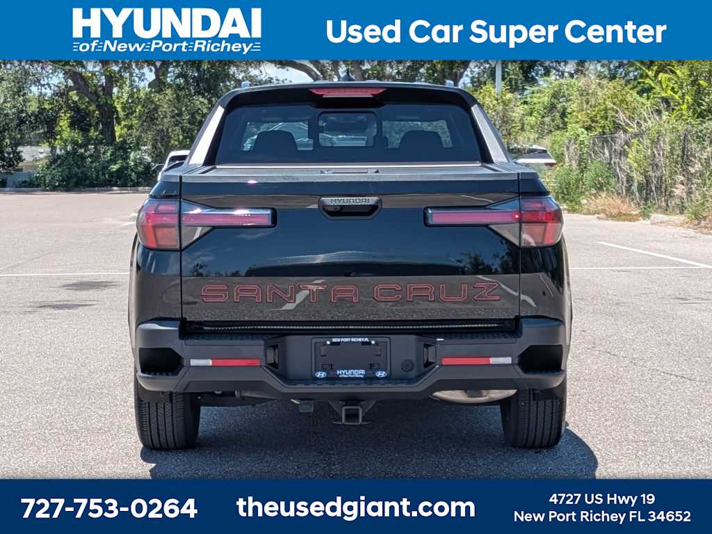 Thumbnail: 2023 Hyundai Santa Cruz - 4