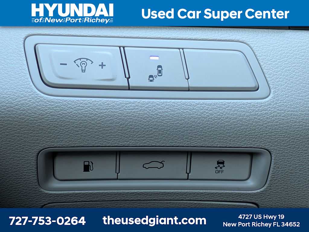 Thumbnail: 2017 Hyundai Sonata - 30