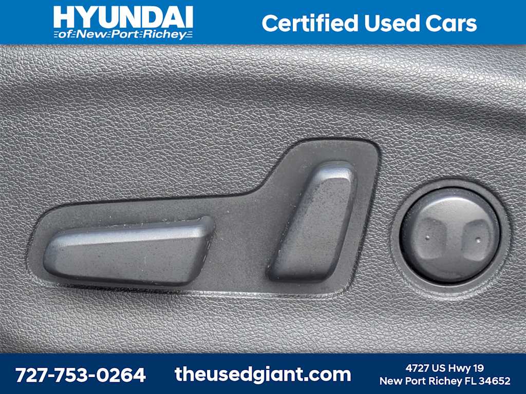 Thumbnail: 2021 Hyundai Tucson - 22