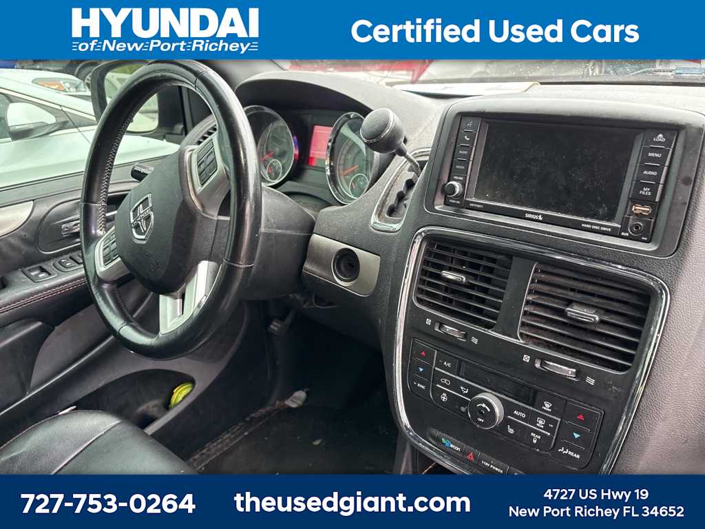 Thumbnail: 2019 Dodge Grand Caravan - 4