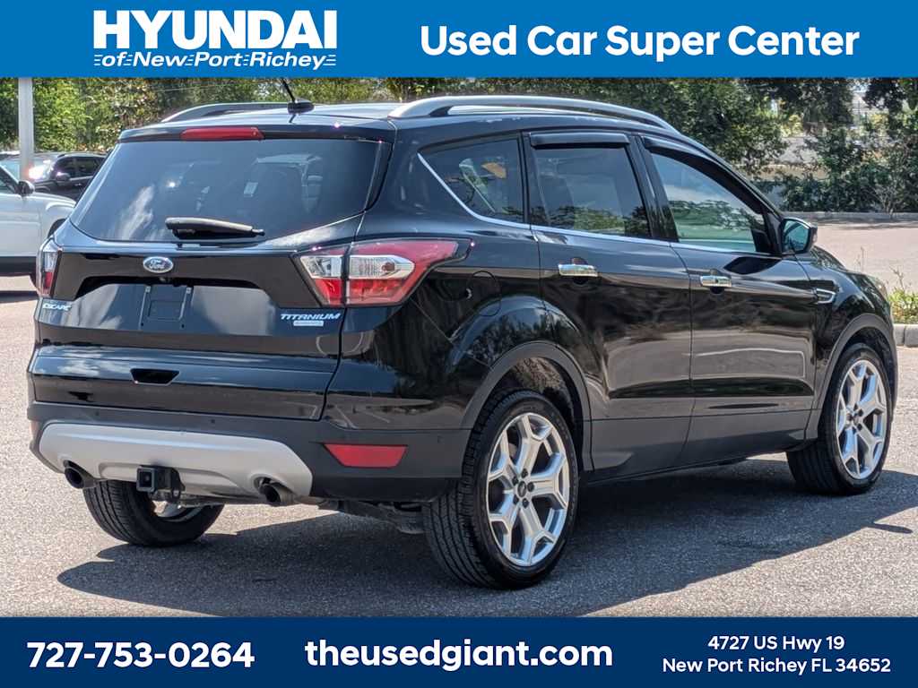 Thumbnail: 2017 Ford Escape - 5