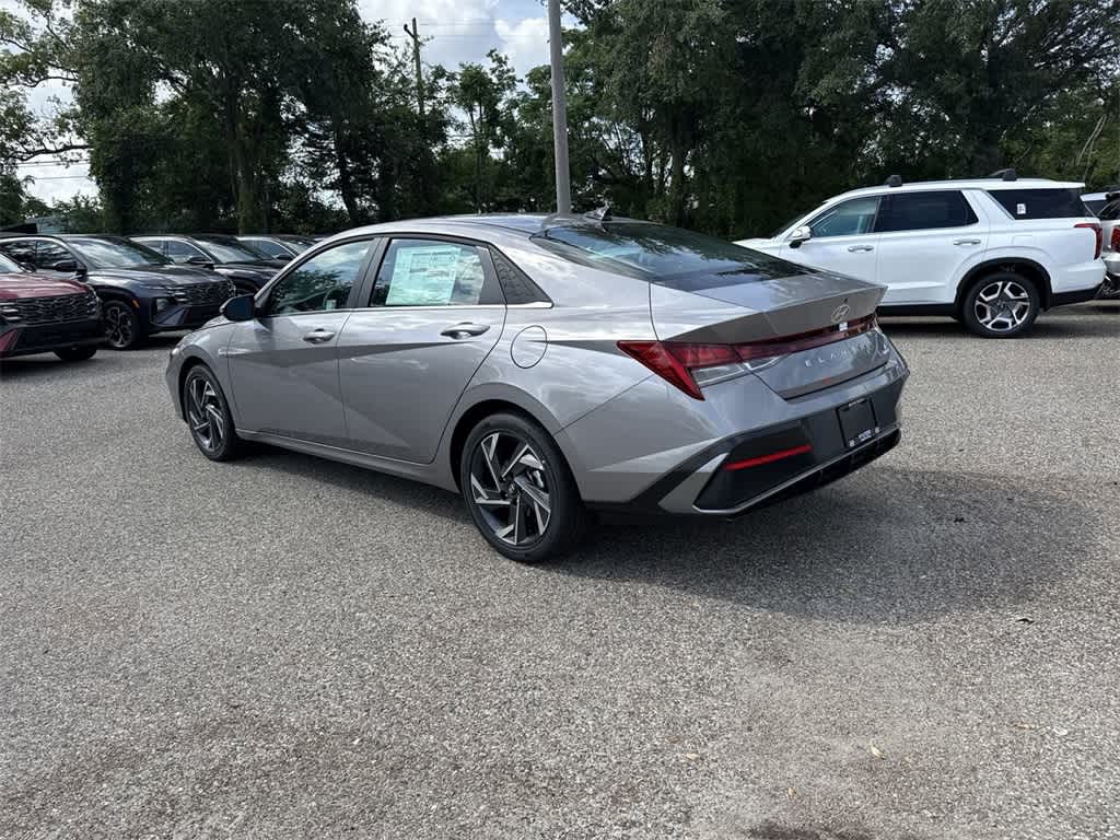 Thumbnail: 2025 Hyundai Elantra - 3