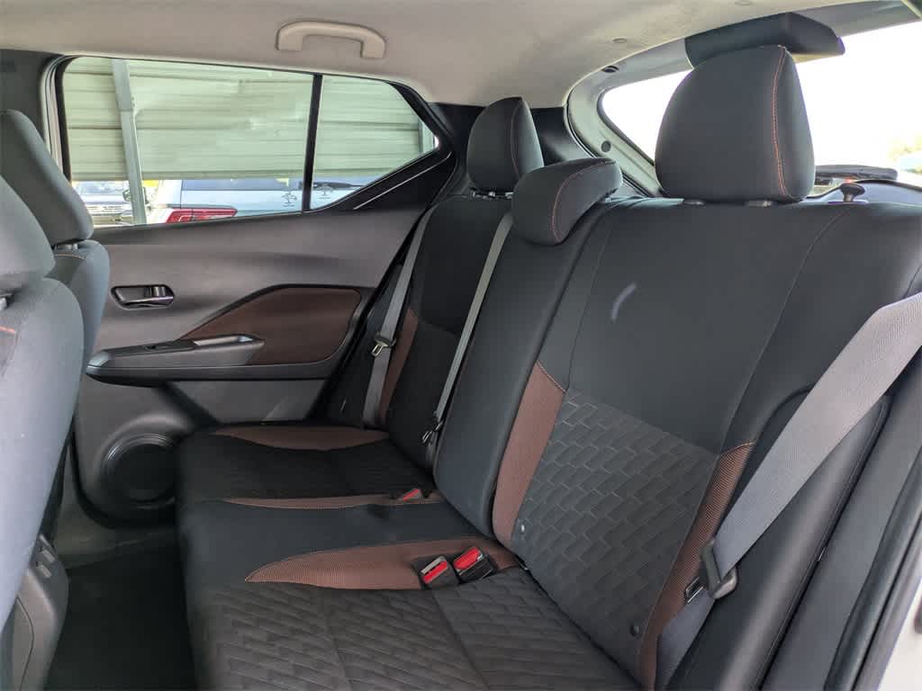 Thumbnail: 2021 Nissan Kicks - 14