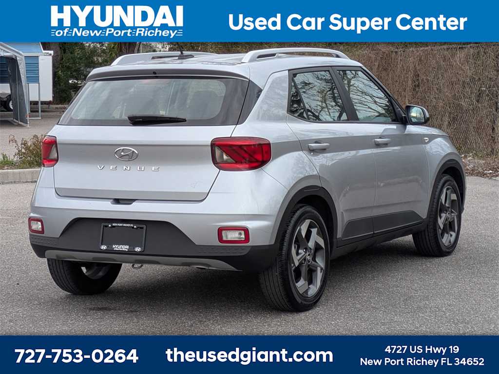 Thumbnail: 2023 Hyundai Venue - 5