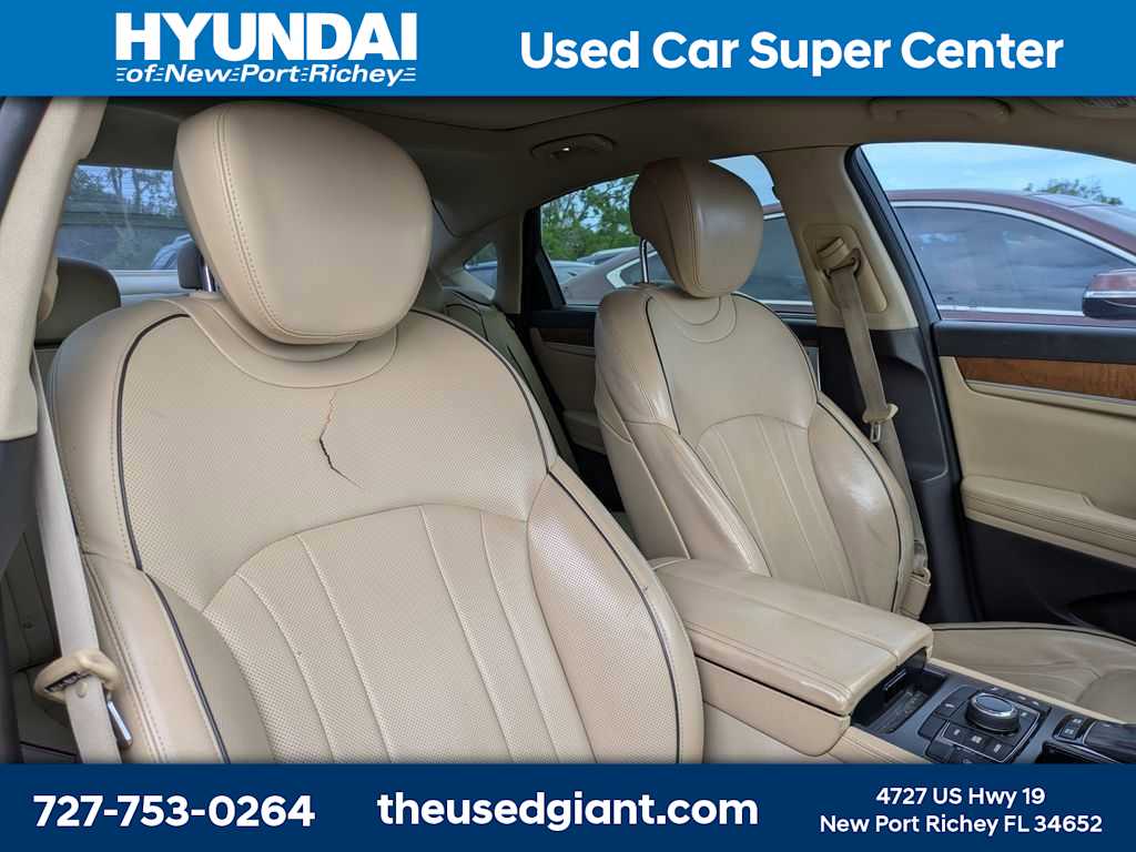 Thumbnail: 2015 Hyundai Genesis - 8