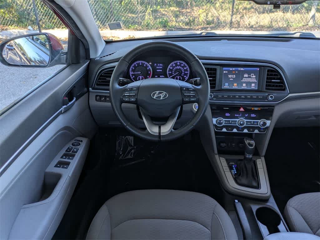 Thumbnail: 2020 Hyundai Elantra - 15