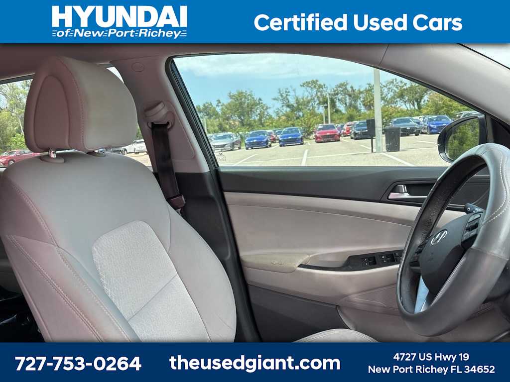 Thumbnail: 2017 Hyundai Tucson - 8