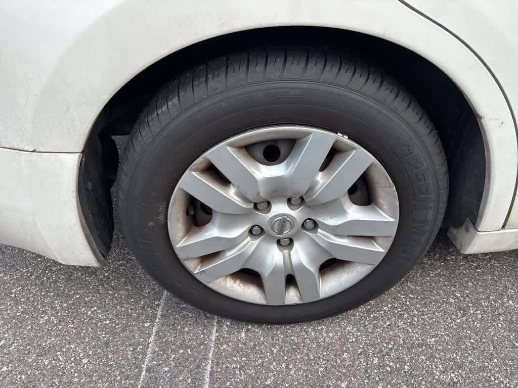 Thumbnail: 2011 Nissan Altima - 5