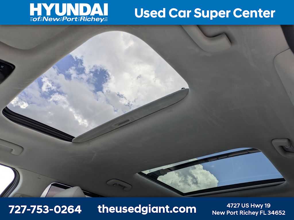 Thumbnail: 2025 Hyundai Santa Fe - 32