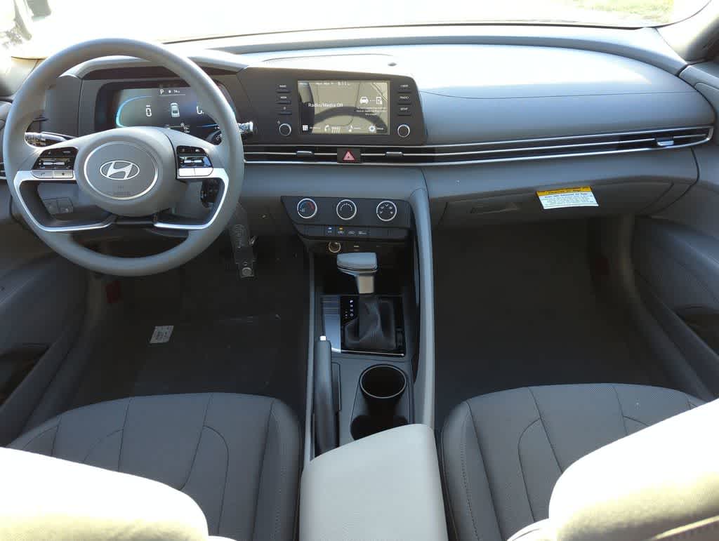 Thumbnail: 2026 Hyundai Elantra - 18