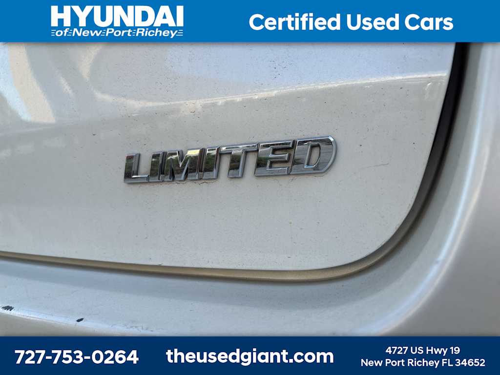 Thumbnail: 2016 Toyota Highlander - 5