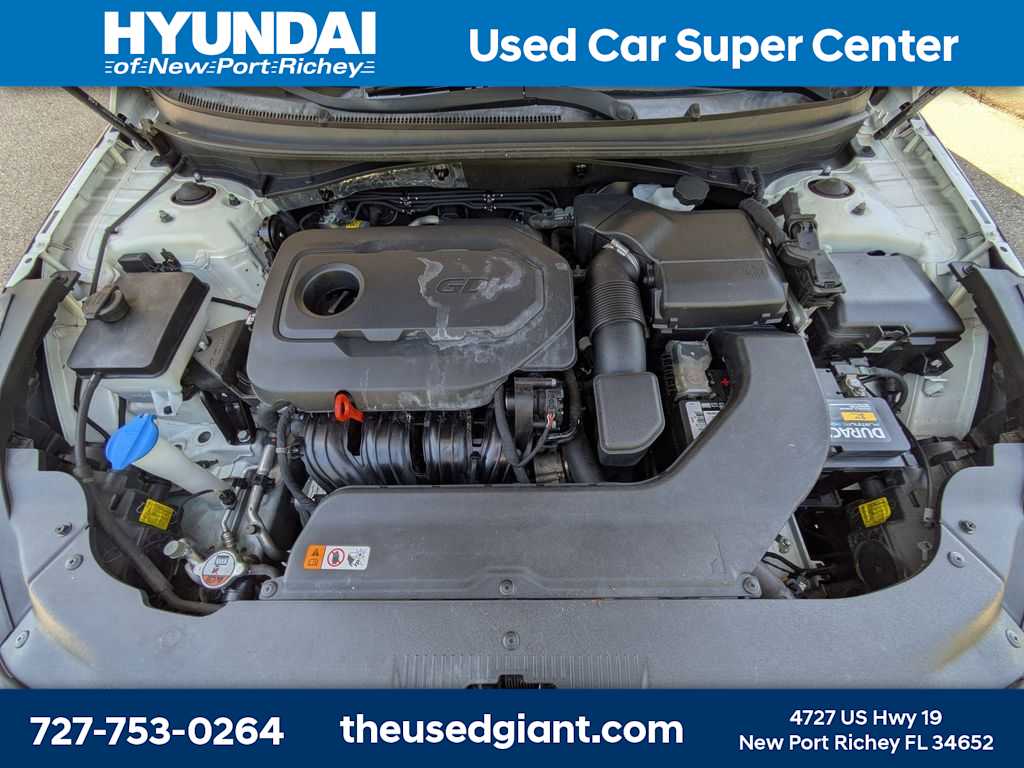 Thumbnail: 2015 Hyundai Sonata - 13