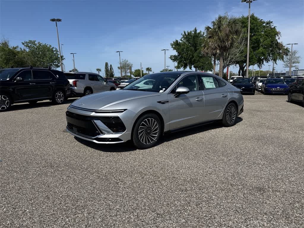 Thumbnail: 2025 Hyundai Sonata - 1