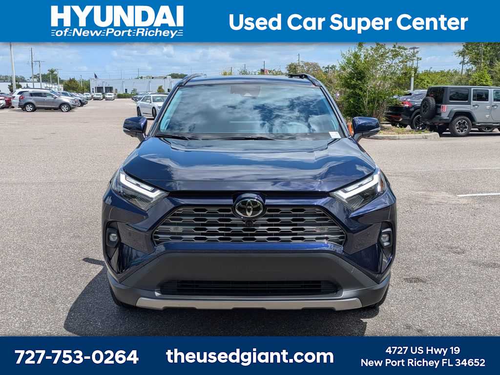 Thumbnail: 2025 Toyota RAV4 - 8