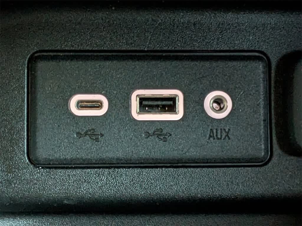 Thumbnail: 2021 Chevrolet Equinox - 25