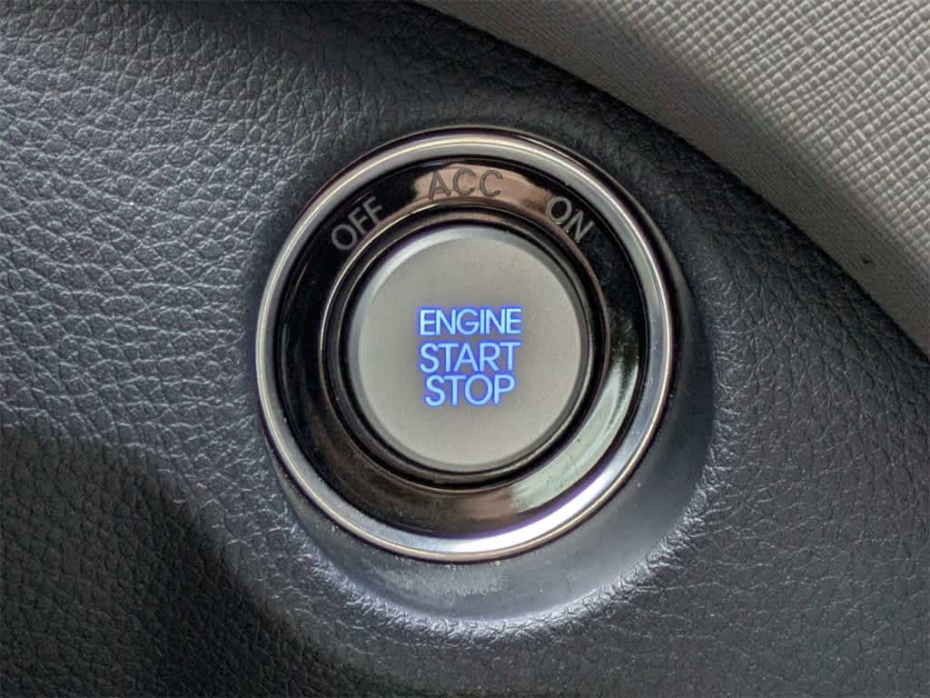 Thumbnail: 2017 Hyundai Santa Fe - 40