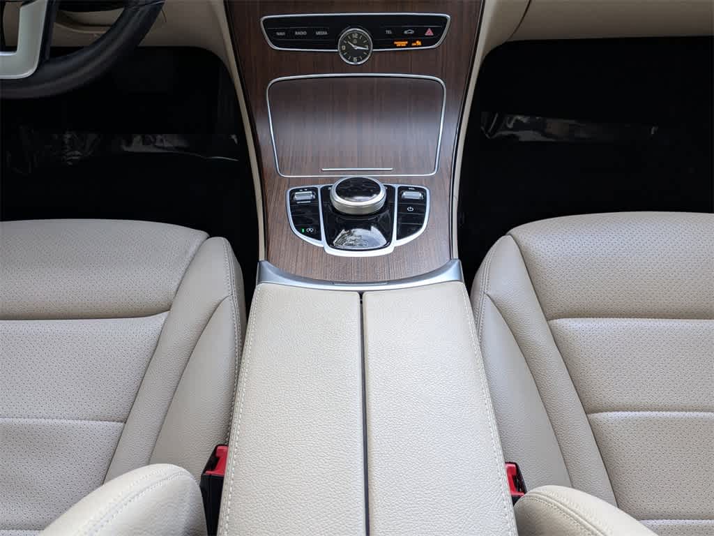 Thumbnail: 2019 Mercedes-Benz C-Class - 21