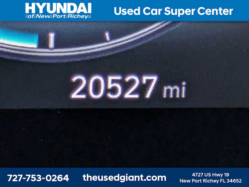 Thumbnail: 2025 Hyundai Elantra - 32