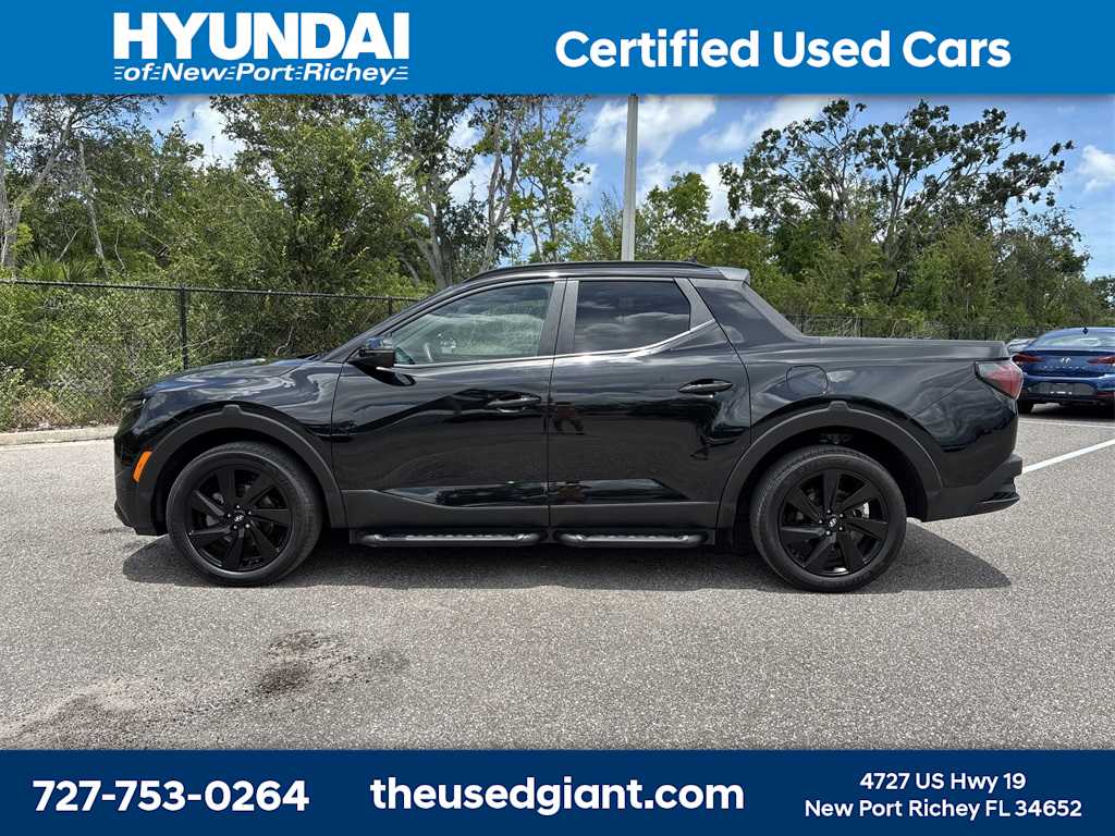 Thumbnail: 2023 Hyundai Santa Cruz - 2
