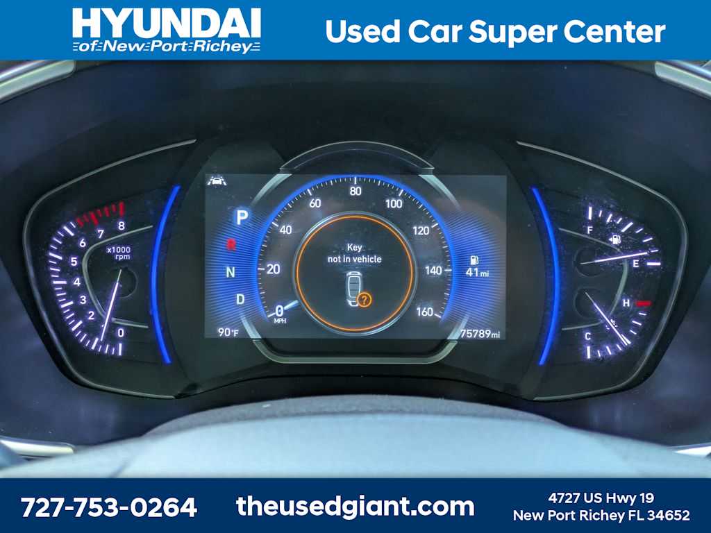 Thumbnail: 2020 Hyundai Santa Fe - 32
