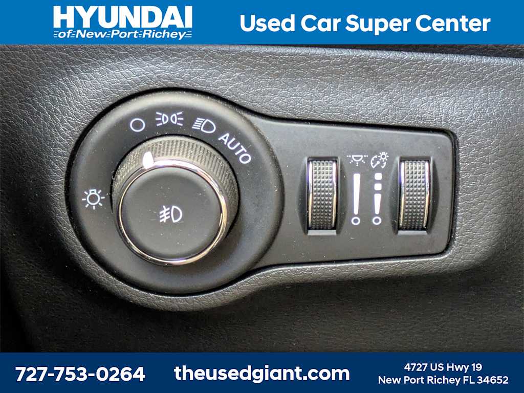 Thumbnail: 2021 Jeep Compass - 31