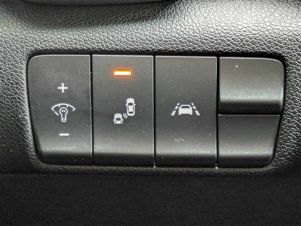 Thumbnail: 2022 Kia Sportage - 28