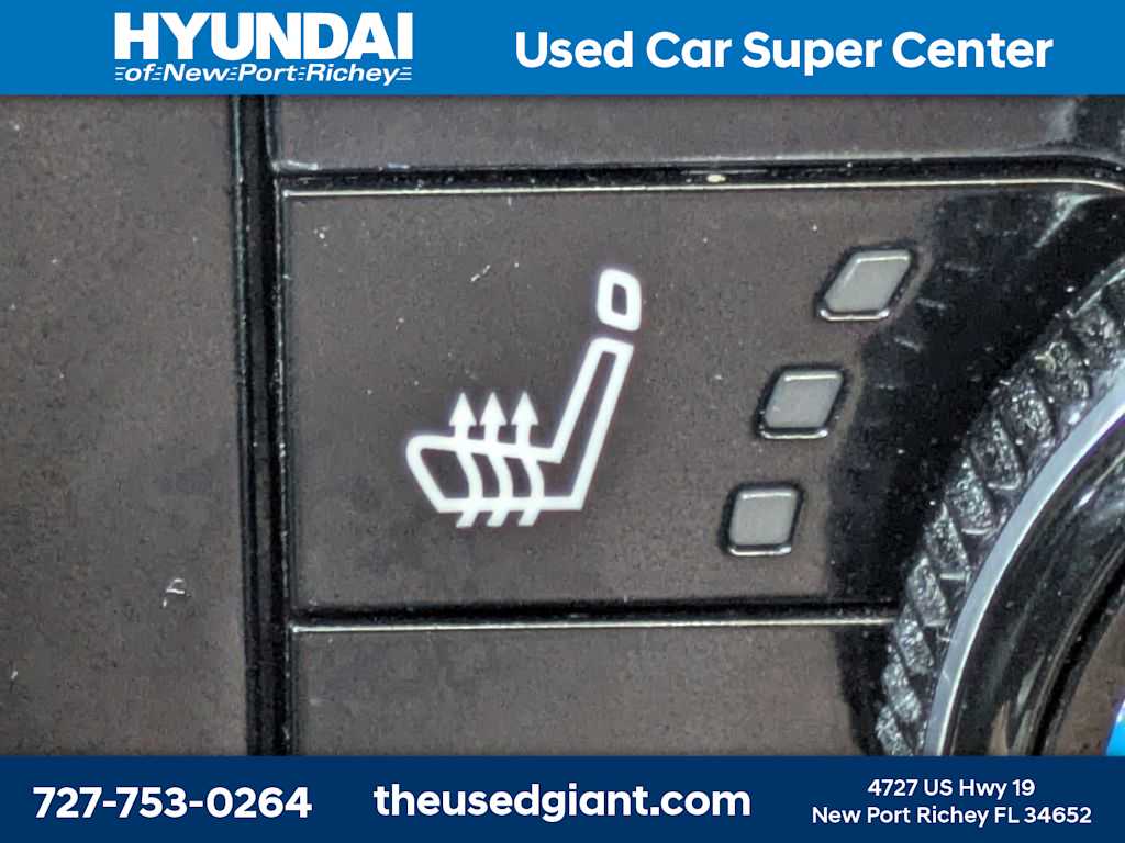 Thumbnail: 2022 Nissan Rogue - 27