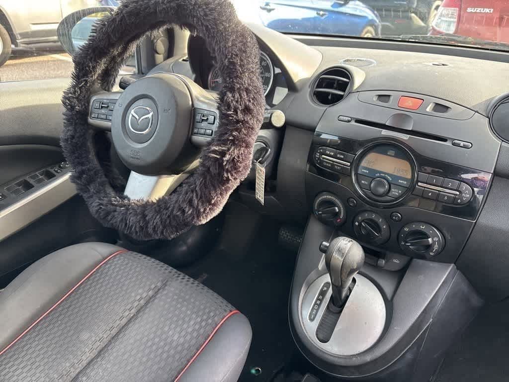 Thumbnail: 2012 Mazda Mazda2 - 6