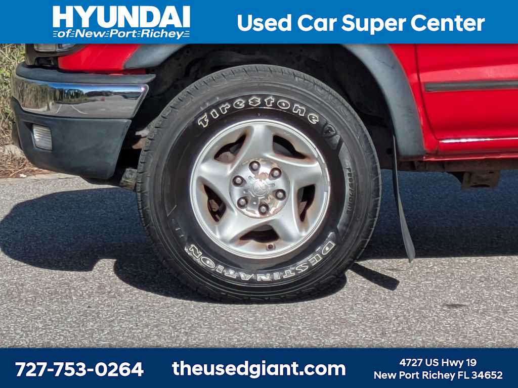 Thumbnail: 2002 Toyota Tacoma - 10