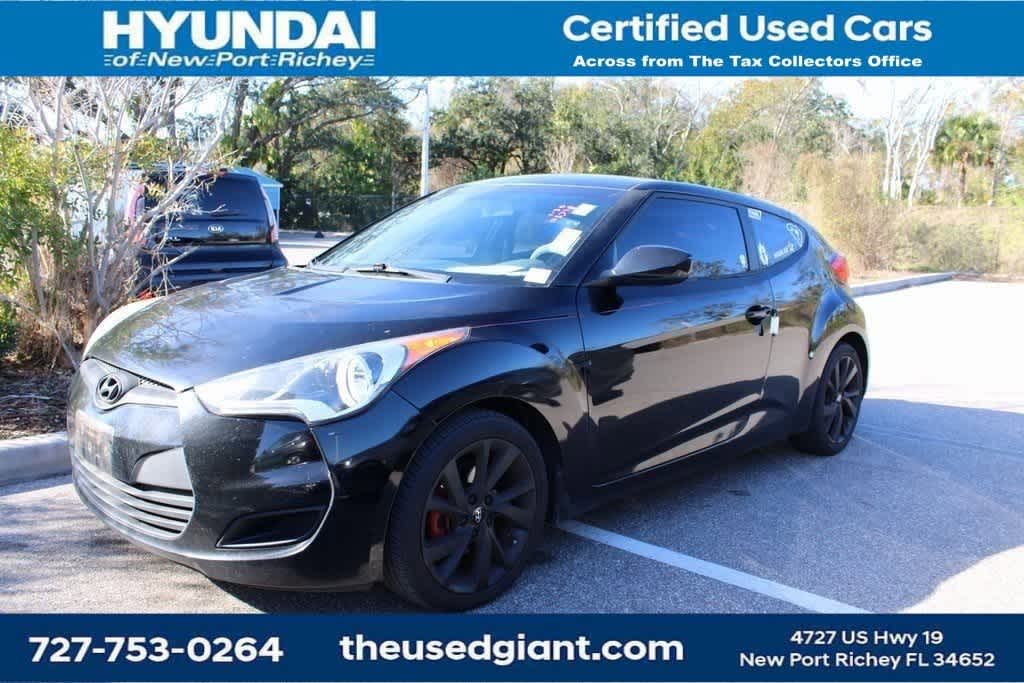 2016 Hyundai Veloster Base -
                  New Port Richey, FL