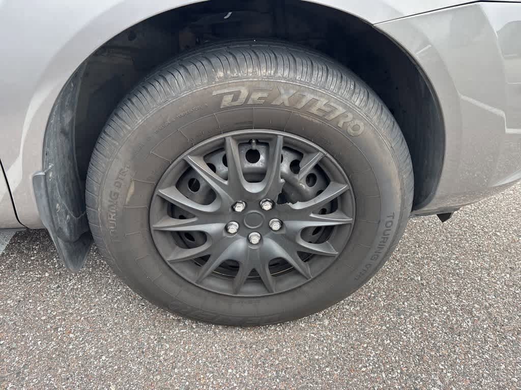 Thumbnail: 2014 Nissan Rogue - 6