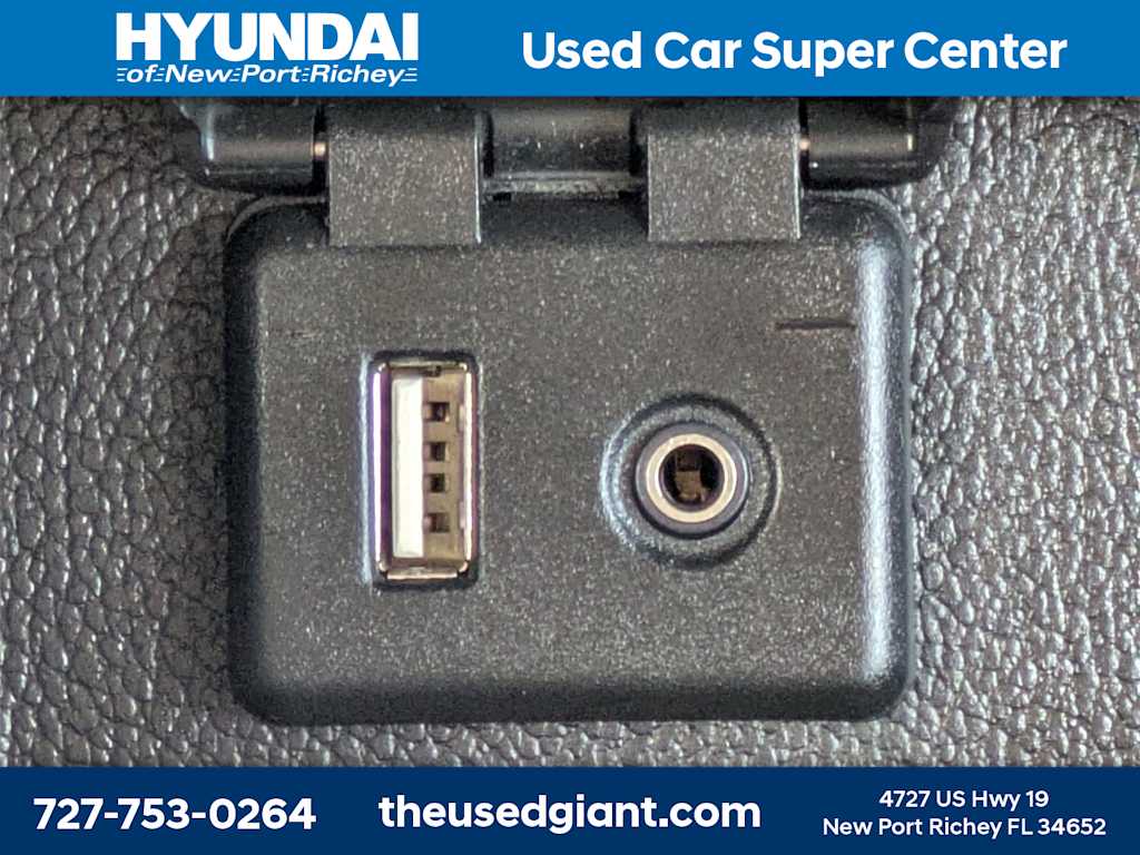 Thumbnail: 2017 Chevrolet Cruze - 25