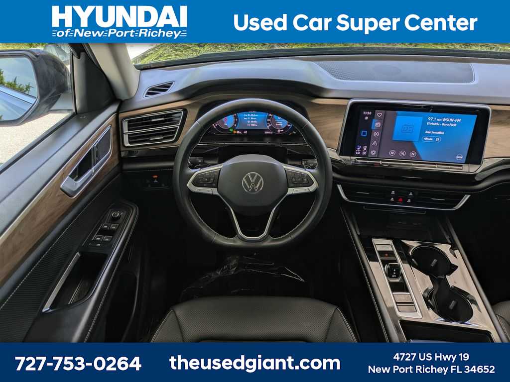 Thumbnail: 2024 Volkswagen Atlas - 21
