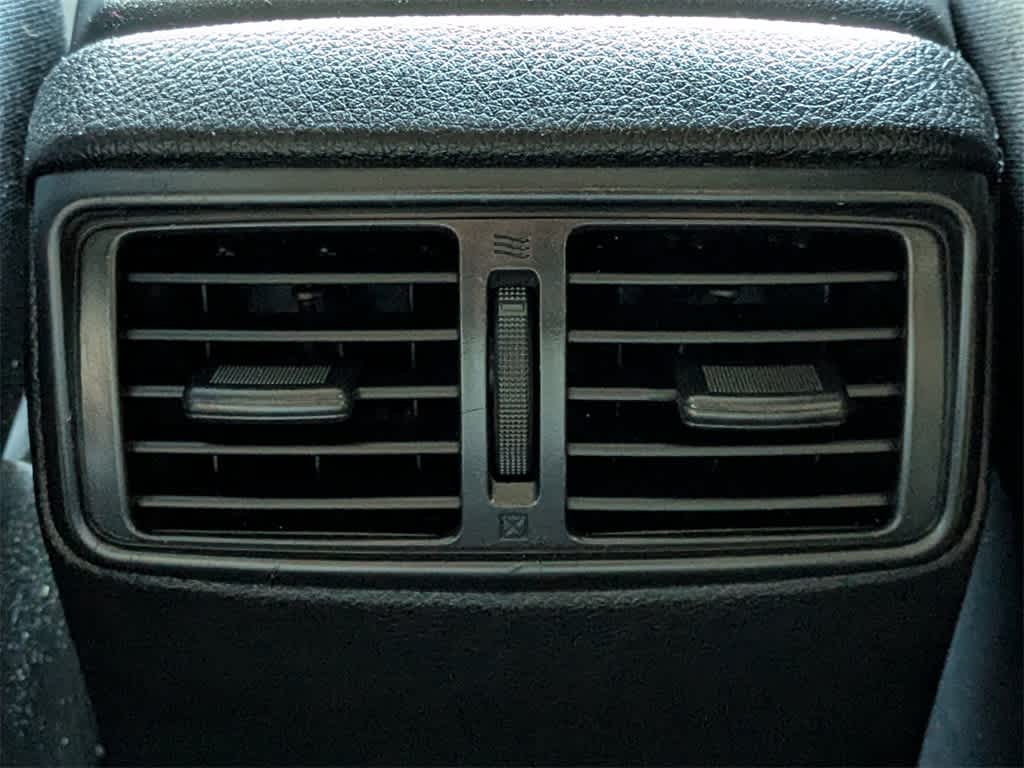 Thumbnail: 2018 Nissan Rogue - 17