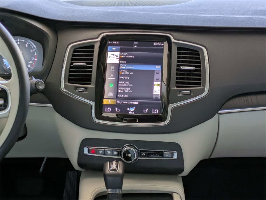 Thumbnail: 2020 Volvo XC90 - 24