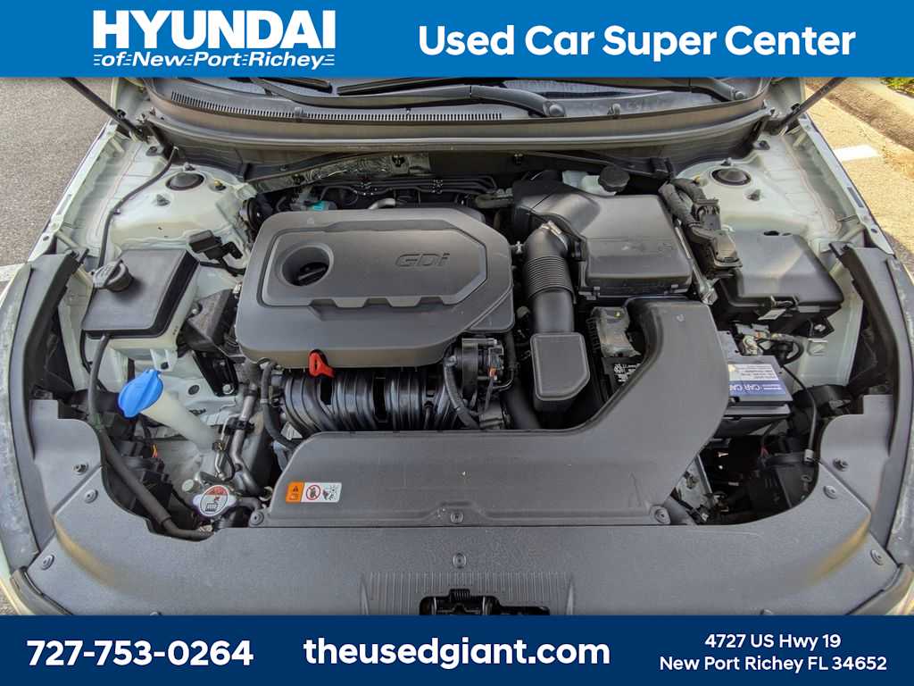 Thumbnail: 2016 Hyundai Sonata - 13