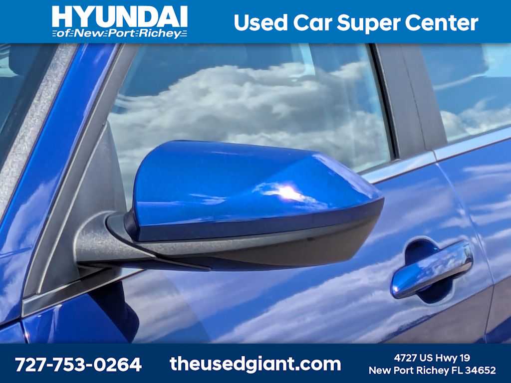 Thumbnail: 2025 Hyundai Elantra - 11