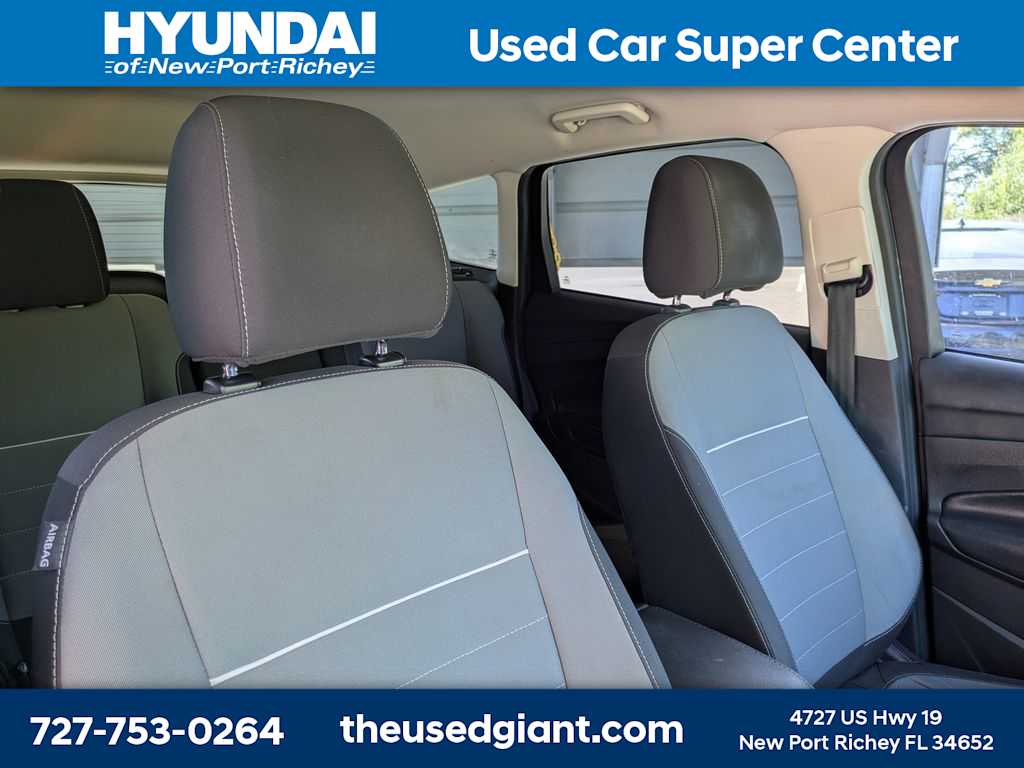 Thumbnail: 2015 Ford Escape - 6