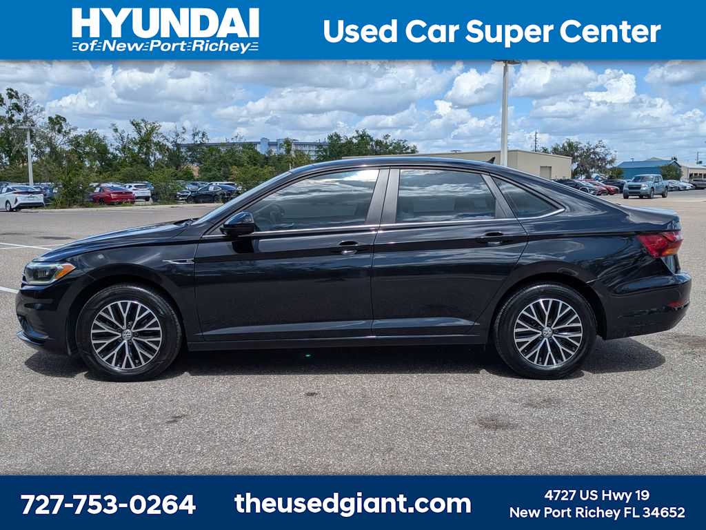 Thumbnail: 2019 Volkswagen Jetta - 2