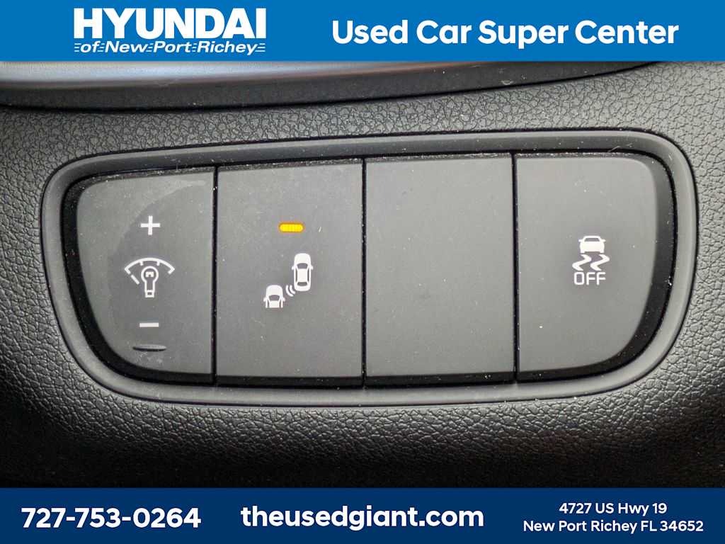 Thumbnail: 2020 Kia Sorento - 28