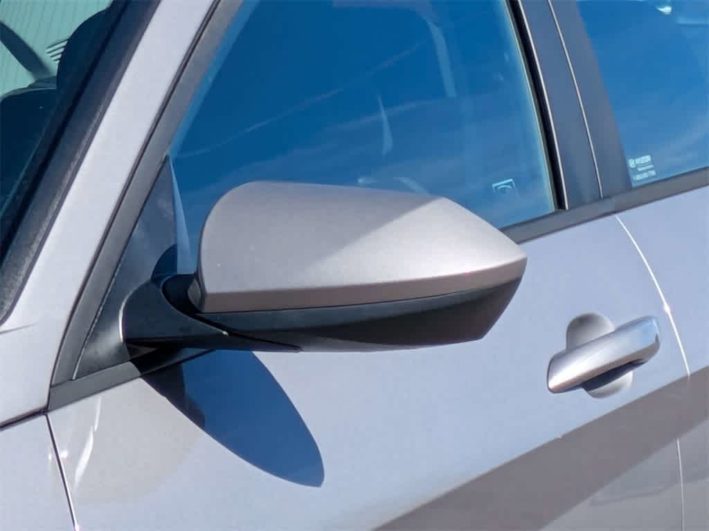 Thumbnail: 2021 Hyundai Elantra - 11