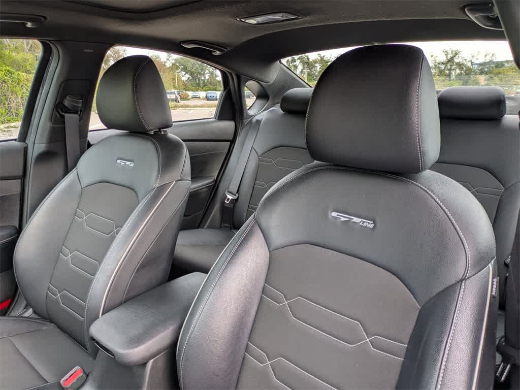 Thumbnail: 2022 Kia Forte - 7