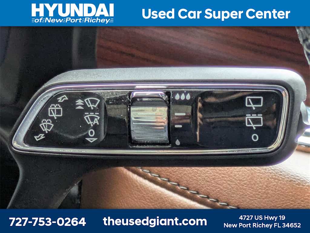 Thumbnail: 2021 Lincoln Aviator - 41