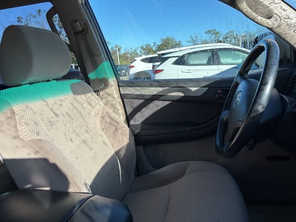 Thumbnail: 2004 Toyota 4Runner - 11